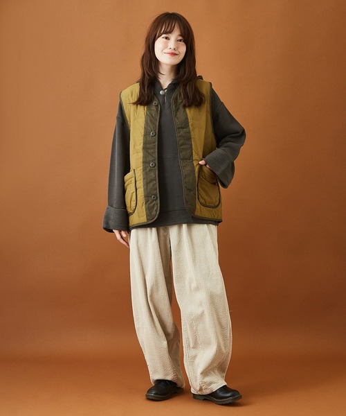 CUBE SUGAR（キューブシュガー）の「ナイロンワッシャー 中綿キルト ミリタリーベスト（ダウンベスト・レディース・ブラック/ベージュ/カーキ/マルチ・M）」の8枚目の写真