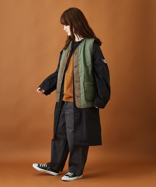 CUBE SUGAR（キューブシュガー）の「ナイロンワッシャー 中綿キルト ミリタリーベスト（ダウンベスト・レディース・ブラック/ベージュ/カーキ/マルチ・M）」の13枚目の写真