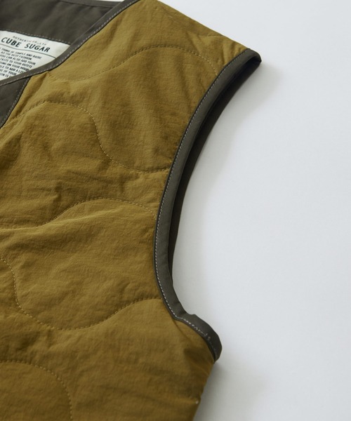 CUBE SUGAR（キューブシュガー）の「ナイロンワッシャー 中綿キルト ミリタリーベスト（ダウンベスト・レディース・ブラック/ベージュ/カーキ/マルチ・M）」の20枚目の写真
