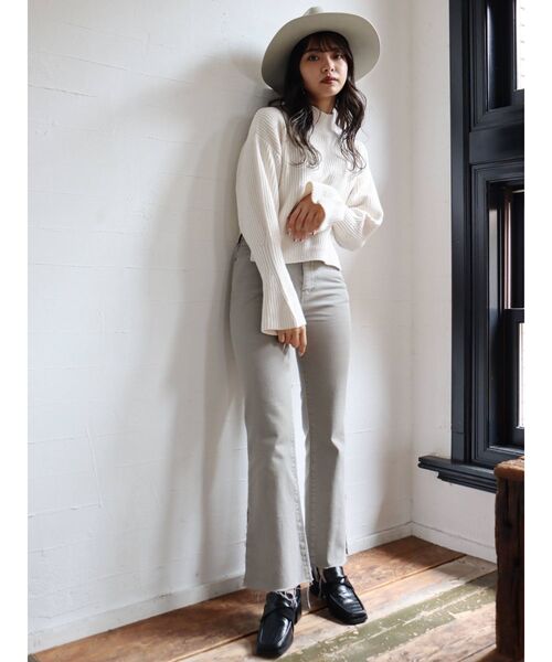 MURUA（ムルーア）の「フェイクレザーバンドマニッシュハット（ハット・レディース・ブラック/ブラウン/アイボリー・FREE）」の7枚目の写真