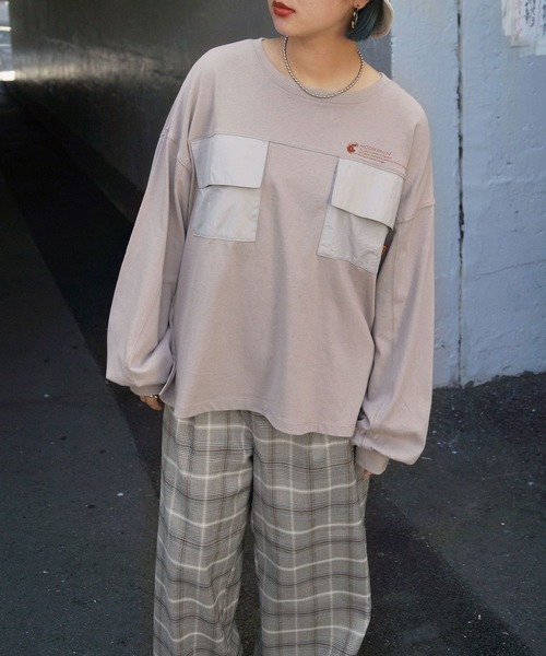 179/WG(イチナナキュウダブルジー)の「ダブルポケットロングTシャツ(Tシャツ/カットソー・レディース・グレー/オフホワイト/チャコールグレー・FREE)」の1枚目の写真