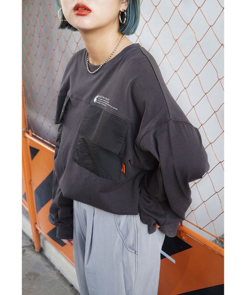 179/WG(イチナナキュウダブルジー)の「ダブルポケットロングTシャツ(Tシャツ/カットソー・レディース・グレー/オフホワイト/チャコールグレー・FREE)」の3枚目の写真