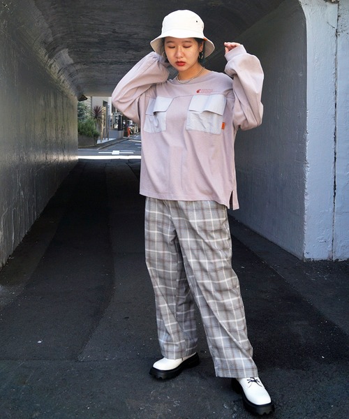 179/WG(イチナナキュウダブルジー)の「ダブルポケットロングTシャツ(Tシャツ/カットソー・レディース・グレー/オフホワイト/チャコールグレー・FREE)」の11枚目の写真