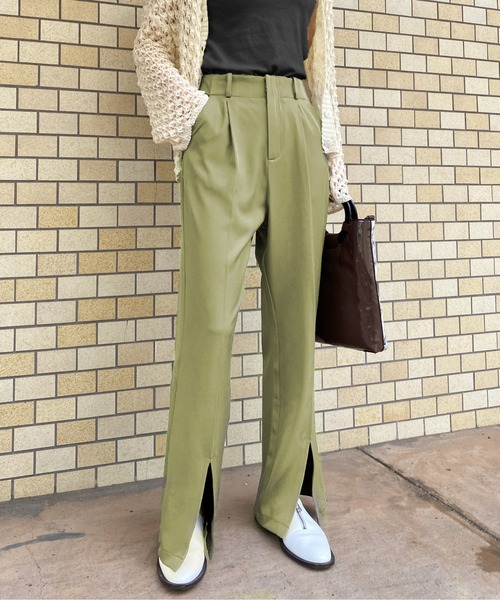ABITOKYO（アビトーキョー）の「センタースリットセミフレアパンツ（スラックス・レディース・ブラック/グレー/ブラウン/モカ/ダークグリーン/ライトグリーン/ブルー/パープル/スモークピンク・S/M/L）」の7枚目の写真