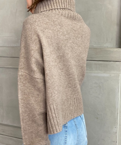 moment+(モーメントプラス)の「5G タートルネックショート丈ニットプルオーバー(ニット/セーター・レディース・ブラック/モカ/杢グレー・FREE)」の12枚目の写真