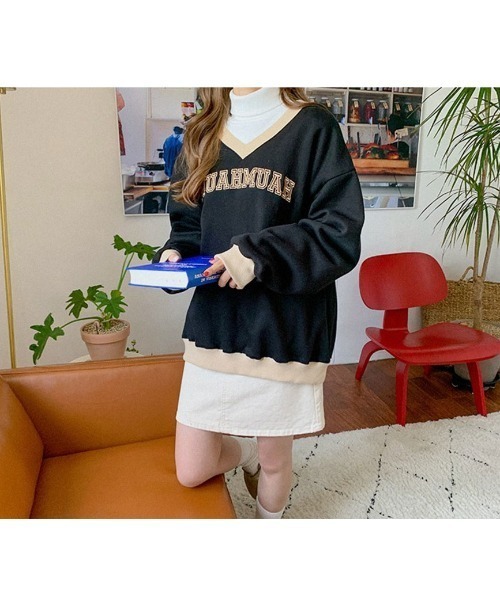 A'GEM/9 × .kom『muah muah/ムーアムーア』LINE COMBI V-NECK MTM/ラインコンビ Ｖネックスウェットシャツ（スウェット）｜muahmuah（ムーアムーア）
