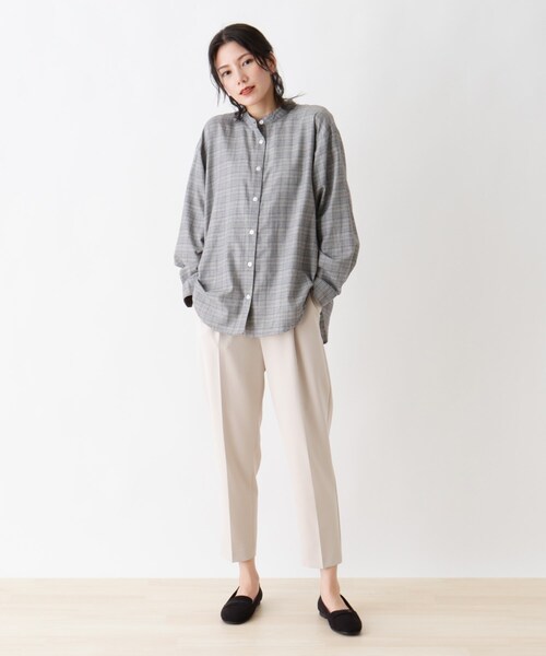 SHOO・LA・RUE（シューラルー）の「◆ビエラ風バンドカラーシャツ（シャツ/ブラウス・レディース・ライトベージュ/ブラック系1/ベージュ系その他2/ブラウン系/パープル系4・02/03/04）」の10枚目の写真