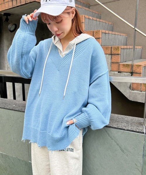 WEGO（ウィゴー）の「WEGO/ビックダメージVネックニット（ニット/セーター・レディース・ブルー/ブラウン/マスタード/オフホワイト/ブラック/その他1/その他2・FREE）」の11枚目の写真