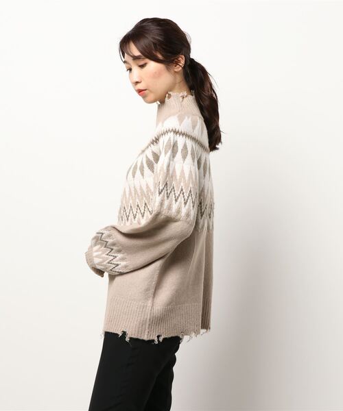 STYLEBLOCK(スタイルブロック)の「求心柄ニットダメージハイネックプルオーバー(ニット/セーター・レディース・ブラック/ホワイト系その他/グレイッシュベージュ/オフホワイト・M)」の6枚目の写真