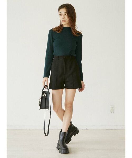 EVRIS（エヴリス）の「フェイクスウェードショートパンツ（その他パンツ・レディース・ブラック/ブラウン/アイボリー・SMALL/MEDIUM）」の11枚目の写真