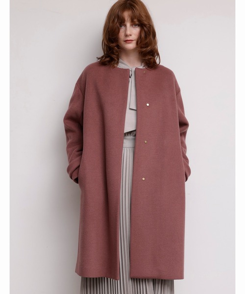 TONAL(トーナル)の「BELLANDIバックタッククルーコート(ノーカラーコート・レディース・ベージュ/ピンク/ミント/モカ/キャメル・38/36)」の5枚目の写真