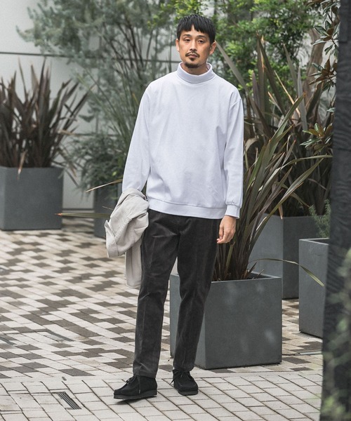 URBAN RESEARCH DOORS(アーバンリサーチドアーズ)の「『UR TECH』ポンチタートルロングスリーブ Tシャツ(Tシャツ/カットソー・メンズ・チャコールグレー/オフホワイト/グレー系その他・40/38)」の9枚目の写真