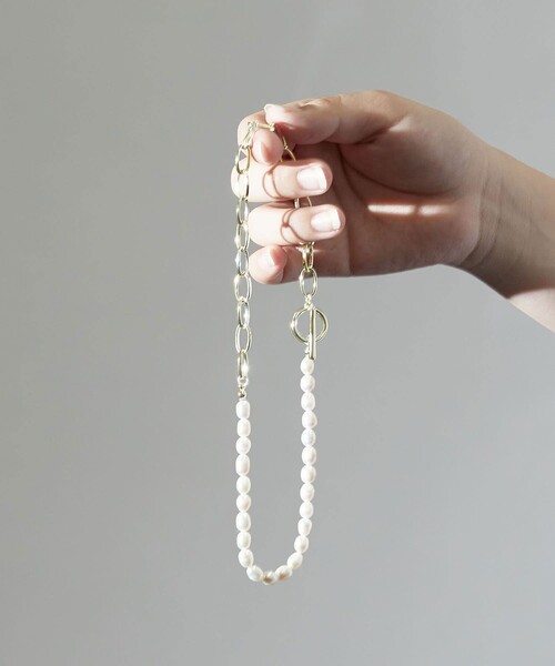 Firsthand（ファーストハンド）の「Firsthand/ファーストハンド PEARL CHAIN MANTEL NECKLACE / 淡水パールチェーンマンテルネックレス（ネックレス・レディース・シルバー/ゴールド・ONE SIZE）」の7枚目の写真
