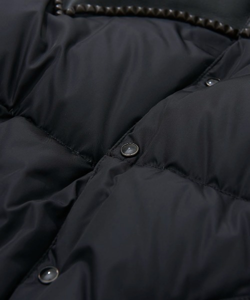 HYSTERIC GLAMOUR（ヒステリックグラマー）の「ROCKY MOUNTAIN FEATHERBED スタッズCHRISTY JACKET（ダウンジャケット/コート・メンズ・ブラック・44/40/42/46/38）」の9枚目の写真