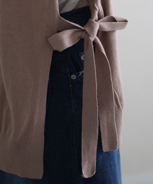 ElegChic(エレグシック)の「サイドリボンベスト(ベスト・レディース・ライトグレー/ブラック/グレイッシュベージュ・4L/M/XL)」の11枚目の写真