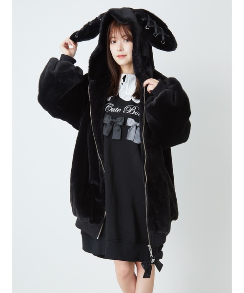 Ank Rouge（アンクルージュ）の「スピンドルうさちゃんフェイクファーコート（その他アウター・レディース・ブラック/ピンク/アイボリー・M）」の7枚目の写真