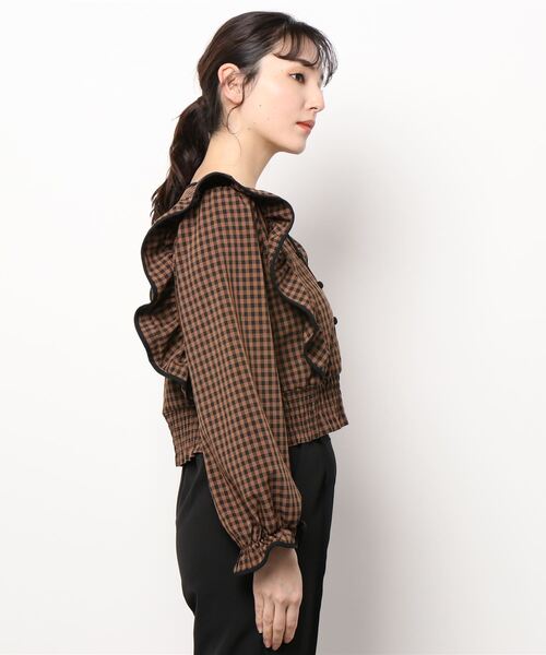 Hamble by Par Avion(ハンブルバイパラビオン)の「肩フリルブラウス(シャツ/ブラウス・レディース・ブラウン/グリーン・ONESIZE)」の12枚目の写真