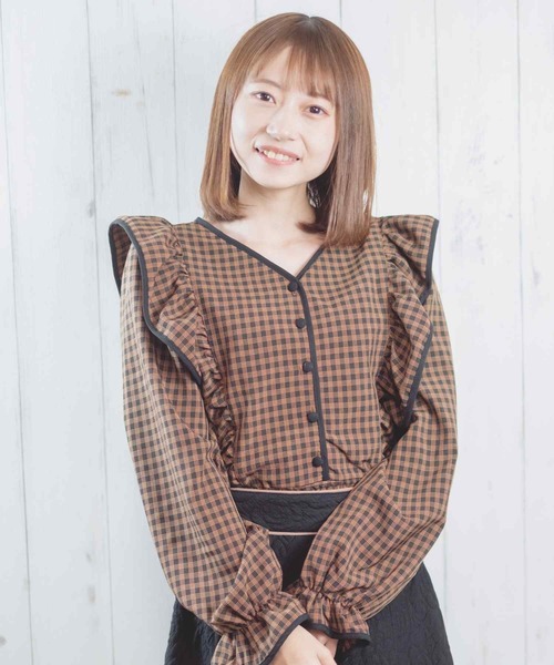 Hamble by Par Avion(ハンブルバイパラビオン)の「肩フリルブラウス(シャツ/ブラウス・レディース・ブラウン/グリーン・ONESIZE)」の16枚目の写真