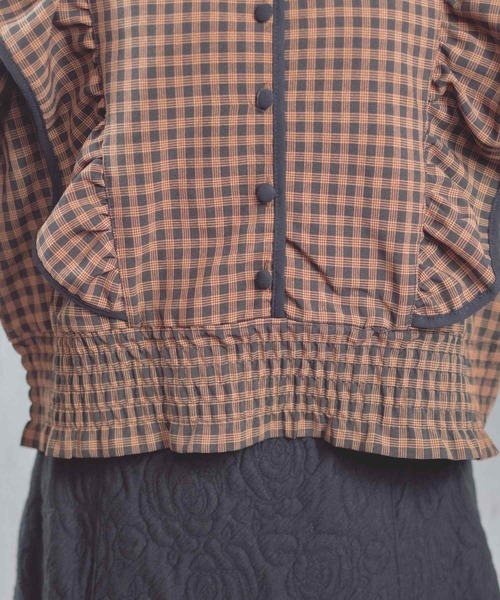 Hamble by Par Avion(ハンブルバイパラビオン)の「肩フリルブラウス(シャツ/ブラウス・レディース・ブラウン/グリーン・ONESIZE)」の18枚目の写真