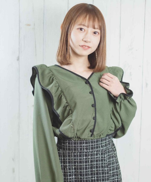 Hamble by Par Avion(ハンブルバイパラビオン)の「肩フリルブラウス(シャツ/ブラウス・レディース・ブラウン/グリーン・ONESIZE)」の3枚目の写真