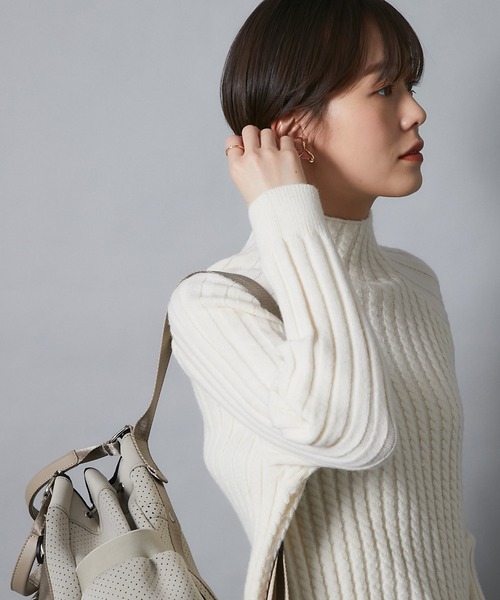 un dix cors（アンディコール）の「ここでしか手に入らない！【WEB限定】ケーブル編みスタンドネック（ニット/セーター・レディース・ブラック/グレー/アイボリー/グレイッシュベージュ・FREE）」の13枚目の写真