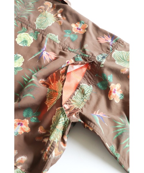 AlexanderLeeChang（アレキサンダーリーチャン）の「AlexanderLeeChang/アレキサンダーリーチャン SO PLANTS SHIRTS 総柄 シャツ（シャツ/ブラウス・メンズ・ライトブルー/ブラック/ブラウン・2/3）」の5枚目の写真