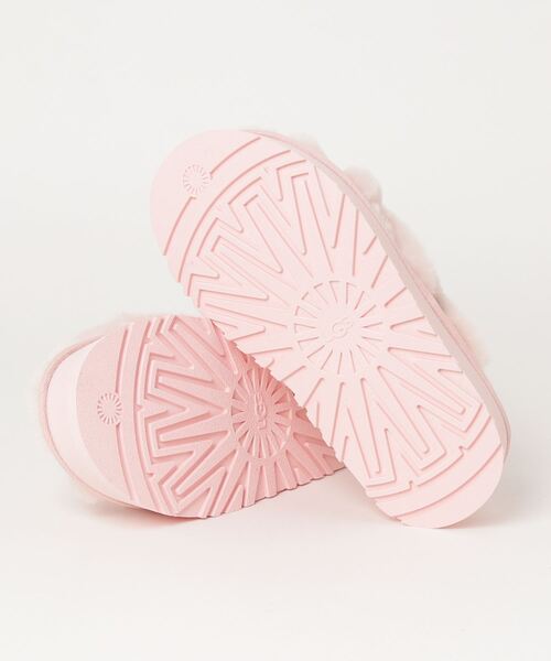 UGG（アグ）の「UGG W DISCO CROSS SLIDE ANIMALIA / アグ