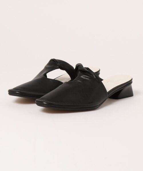 apres（アプレ）の「【撥水】ソフトレザーミュールサンダル　-8650379（サンダル・レディース・ブラック/グリーン/プラチナム・23.5cm/24.5cm/23.0cm/24.0cm/22.5cm）」の15枚目の写真