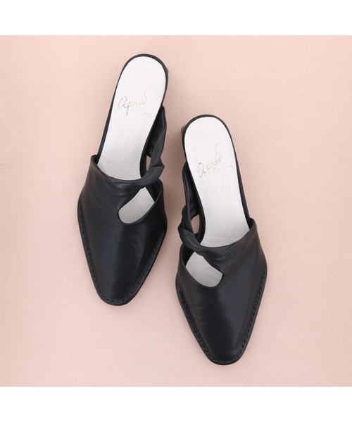 apres（アプレ）の「【撥水】ソフトレザーミュールサンダル　-8650379（サンダル・レディース・ブラック/グリーン/プラチナム・23.5cm/24.5cm/23.0cm/24.0cm/22.5cm）」の14枚目の写真