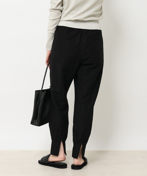 RIVE DROITE（リヴドロワ）の「フィブリルスリットジョガーパンツ（その他パンツ・レディース・ブラック/ベージュ・36/38）」の12枚目の写真