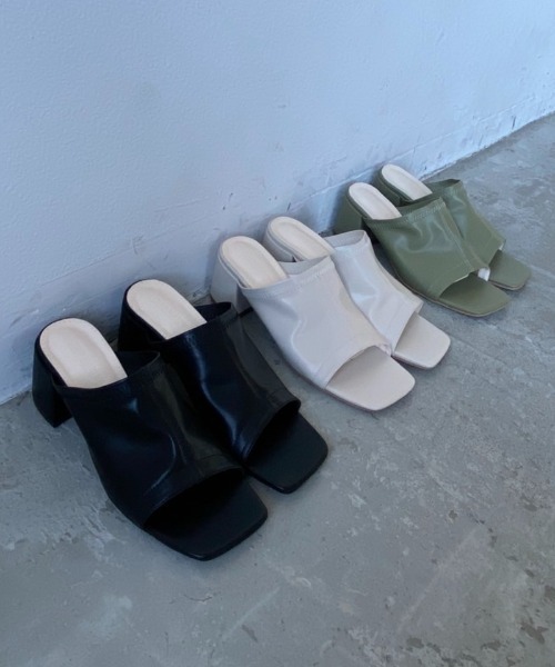 Aunt Marie's(アントマリーズ)の「フェイクレザーオープントゥサンダル(サンダル・レディース・ブラック/アイボリー/グリーン・SMALL/MEDIUM/LARGE)」の11枚目の写真