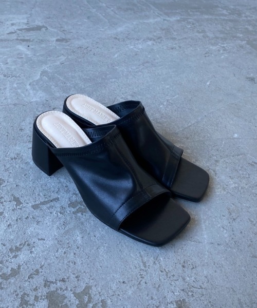 Aunt Marie's(アントマリーズ)の「フェイクレザーオープントゥサンダル(サンダル・レディース・ブラック/アイボリー/グリーン・SMALL/MEDIUM/LARGE)」の4枚目の写真