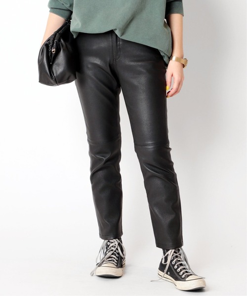 AP STUDIO(エーピーストゥディオ)の「追加 SCENTOF ラムレザーパンツ(その他パンツ・レディース・ブラック・36)」の6枚目の写真