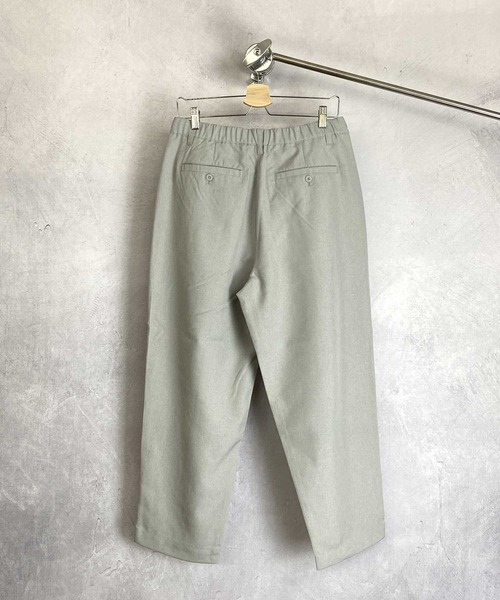 Beno（ビーノ）の「ポリトロ タックワイドテーパードパンツ（スラックス・メンズ・グレイッシュブルー/アイボリー/ダークグリーン/オフホワイト/ブラック/ライトグレー・M/L）」の12枚目の写真