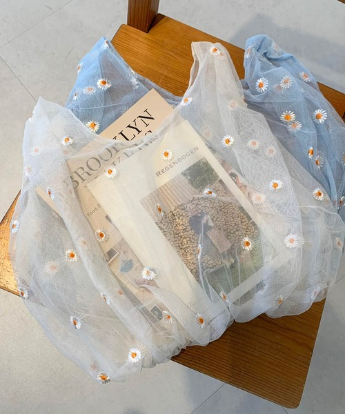 lala Born（ララボーン）の「マーガレットチュールバッグ（ハンドバッグ・レディース・ライトブルー/アイボリー・FREE）」の3枚目の写真