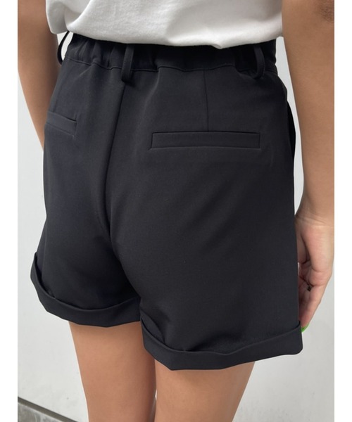 EGOIST(エゴイスト)の「アウト2タックショートパンツ(その他パンツ・レディース・ブラック/ホワイト・M/S)」の4枚目の写真