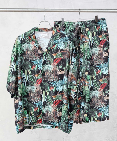 TopIsm(トップイズム)の「ワイドシルエット 総柄無地 半袖オープンカラーシャツ&ハーフパンツセットアップ(シャツ/ブラウス・メンズ・ネイビー/チャコールグレー/ブラック/ブラック系1/ブラック系5/グレー系/ネイビー系/ブルー系/ホワイト系その他/ブルー・M/L/XL)」の4枚目の写真