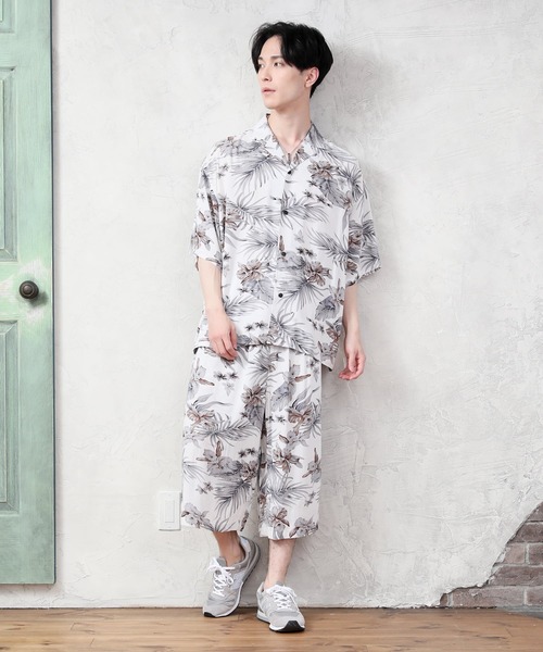 TopIsm(トップイズム)の「ワイドシルエット 総柄無地 半袖オープンカラーシャツ&ハーフパンツセットアップ(シャツ/ブラウス・メンズ・ネイビー/チャコールグレー/ブラック/ブラック系1/ブラック系5/グレー系/ネイビー系/ブルー系/ホワイト系その他/ブルー・M/L/XL)」の11枚目の写真