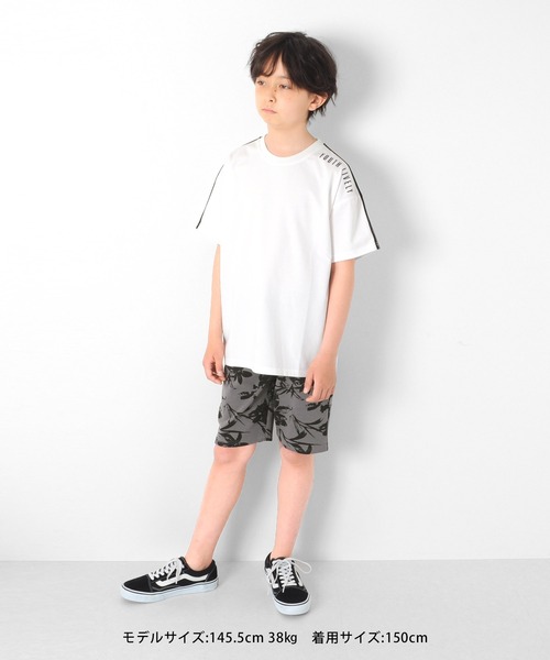 GLAZOS（グラソス）の「接触冷感・ドロップショルダー袖ライン半袖Tシャツ（Tシャツ/カットソー・キッズ・ブルー/ブラック/ホワイト・160cm/140cm/170cm/150cm/130cm）」の7枚目の写真