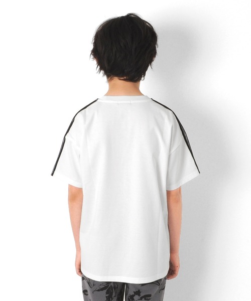 GLAZOS（グラソス）の「接触冷感・ドロップショルダー袖ライン半袖Tシャツ（Tシャツ/カットソー・キッズ・ブルー/ブラック/ホワイト・160cm/140cm/170cm/150cm/130cm）」の9枚目の写真