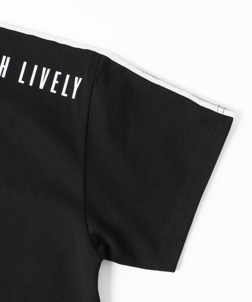 GLAZOS（グラソス）の「接触冷感・ドロップショルダー袖ライン半袖Tシャツ（Tシャツ/カットソー・キッズ・ブルー/ブラック/ホワイト・160cm/140cm/170cm/150cm/130cm）」の11枚目の写真