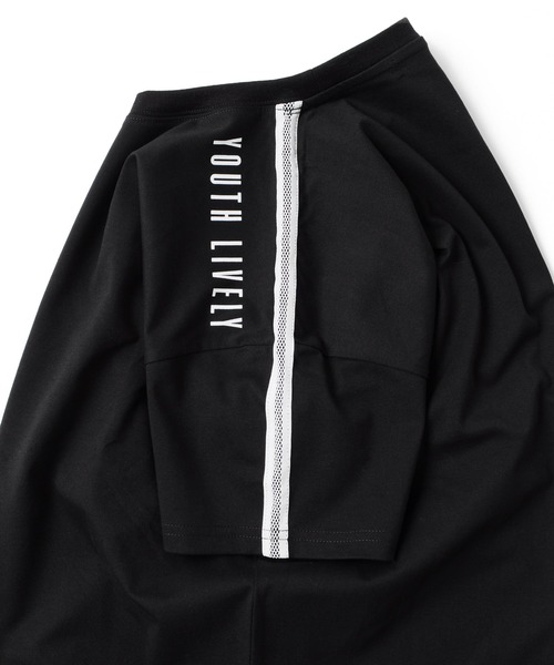 GLAZOS（グラソス）の「接触冷感・ドロップショルダー袖ライン半袖Tシャツ（Tシャツ/カットソー・キッズ・ブルー/ブラック/ホワイト・160cm/140cm/170cm/150cm/130cm）」の13枚目の写真