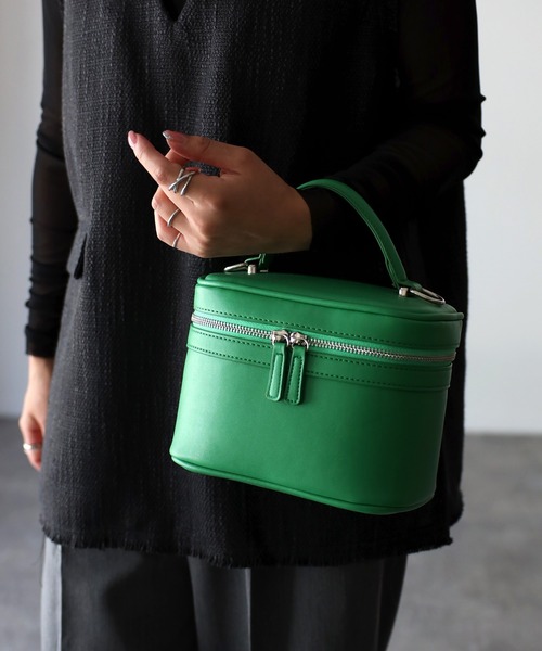 Riberry(リベリー)の「バニティバッグ(ハンドバッグ・レディース・ブラック/アイボリー/ベージュ/グリーン・FREE)」の4枚目の写真