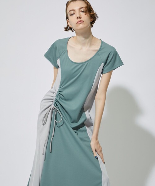 A + TOKYO（エープラストウキョウ）の「パネルカラーブロック  