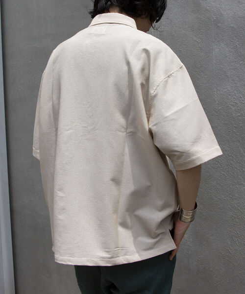 GLOSTER（グロスター）の「【GLOSTER/グロスター】レギュラーカラー シアサッカーオーバーシャツ（シャツ/ブラウス・メンズ・ホワイト系その他4/ブルー系その他7/ベージュ系その他3・L/M）」の8枚目の写真