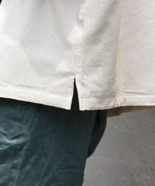 GLOSTER（グロスター）の「【GLOSTER/グロスター】レギュラーカラー シアサッカーオーバーシャツ（シャツ/ブラウス・メンズ・ホワイト系その他4/ブルー系その他7/ベージュ系その他3・L/M）」の12枚目の写真