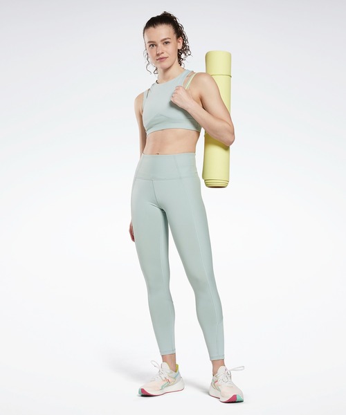 Reebok（リーボック）の「スタジオ レイヤード ブラトップ / Studio Layered Bra Top（スポーツブラ・レディース・グレー系その他/グレー/ブラック・LARGE/SMALL/X-LARGE/MEDIUM/X-SMALL）」の13枚目の写真