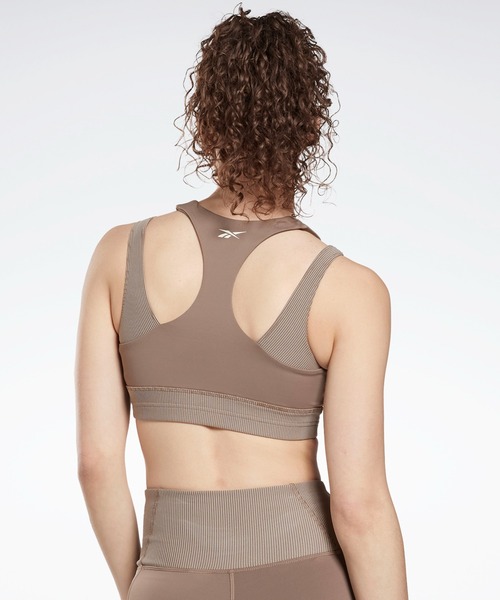 Reebok（リーボック）の「スタジオ レイヤード ブラトップ / Studio Layered Bra Top（スポーツブラ・レディース・グレー系その他/グレー/ブラック・LARGE/SMALL/X-LARGE/MEDIUM/X-SMALL）」の4枚目の写真
