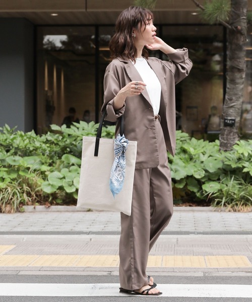 RAGEBLUE（レイジブルー）の「SET-UP/テーラードジャケット×ワイドスラックス（テーラードジャケット・レディース・ブラック/ブラウン/ブルー/グリーン・FREE）」の3枚目の写真