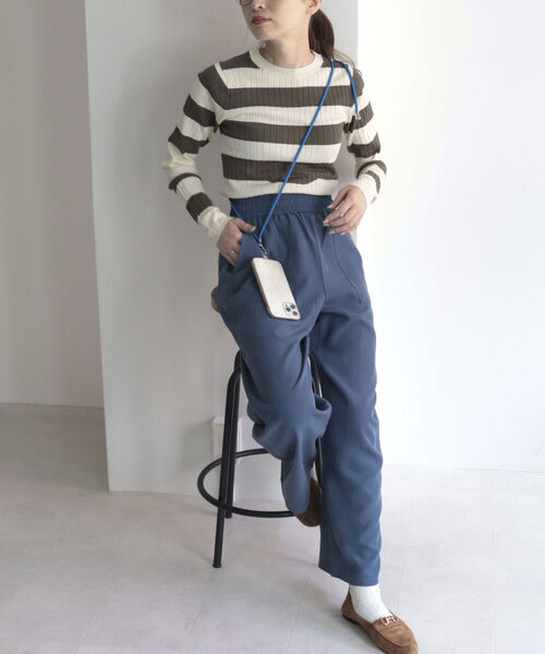 fredy emue(フレディエミュ)の「テンセルリネン イージーセミワイドパンツ【サイズ展開あり】(その他パンツ・レディース・ブラック/ベージュ/ブルー・38/36)」の5枚目の写真
